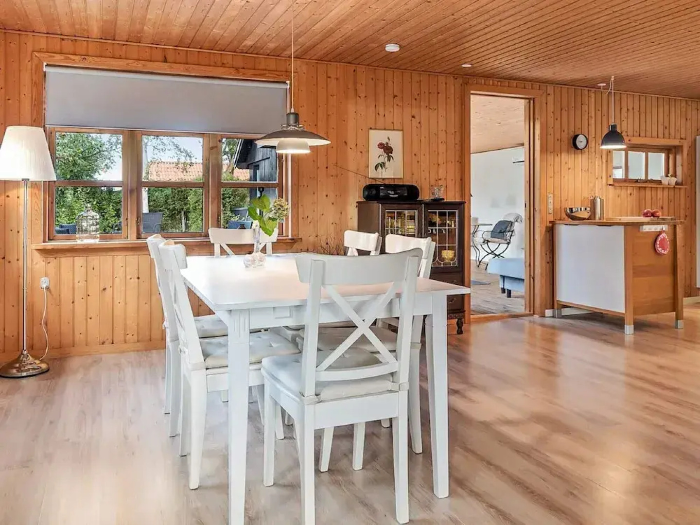 Cozy Summer House Near Ore Strand