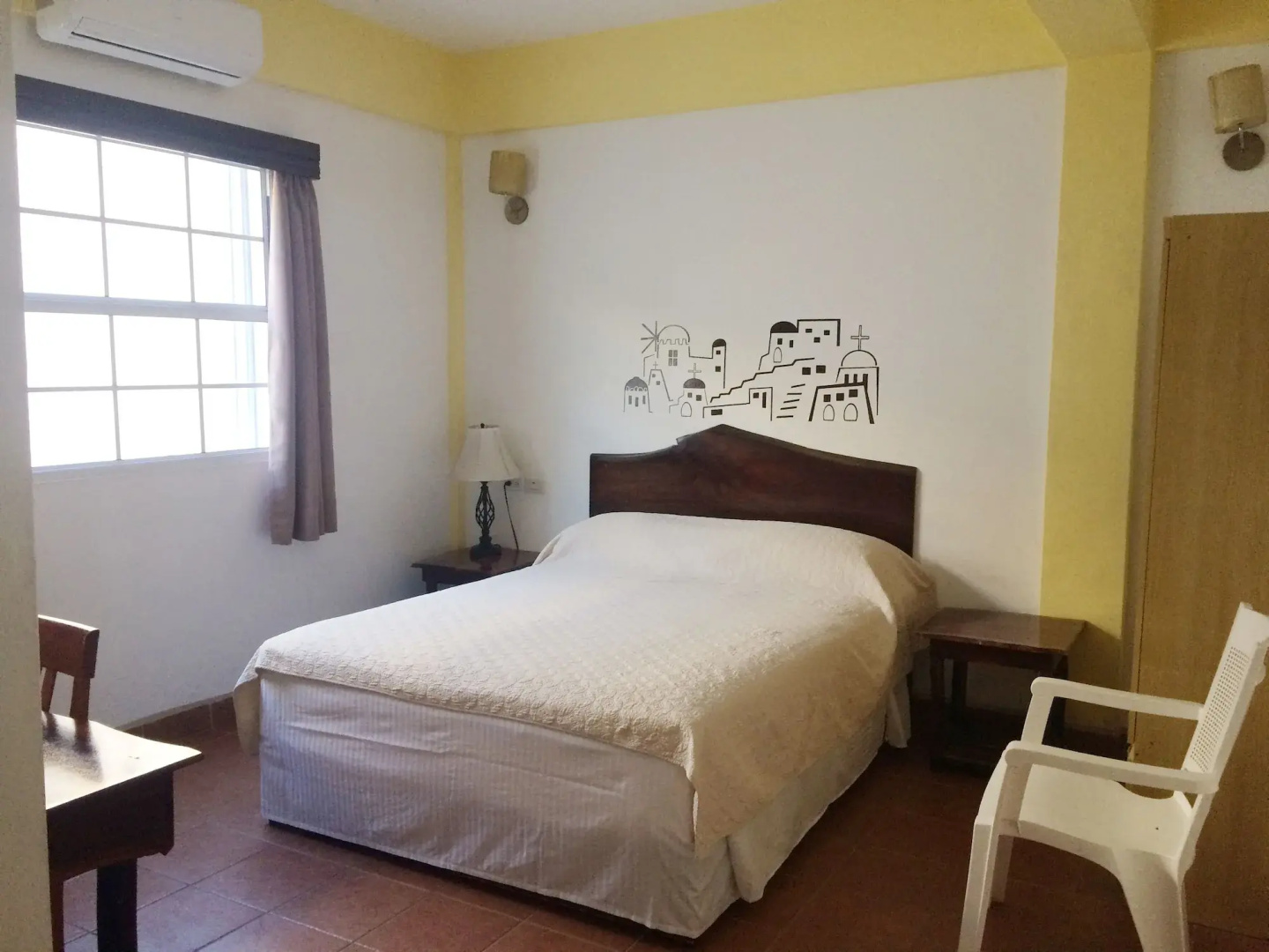 Easy Inn