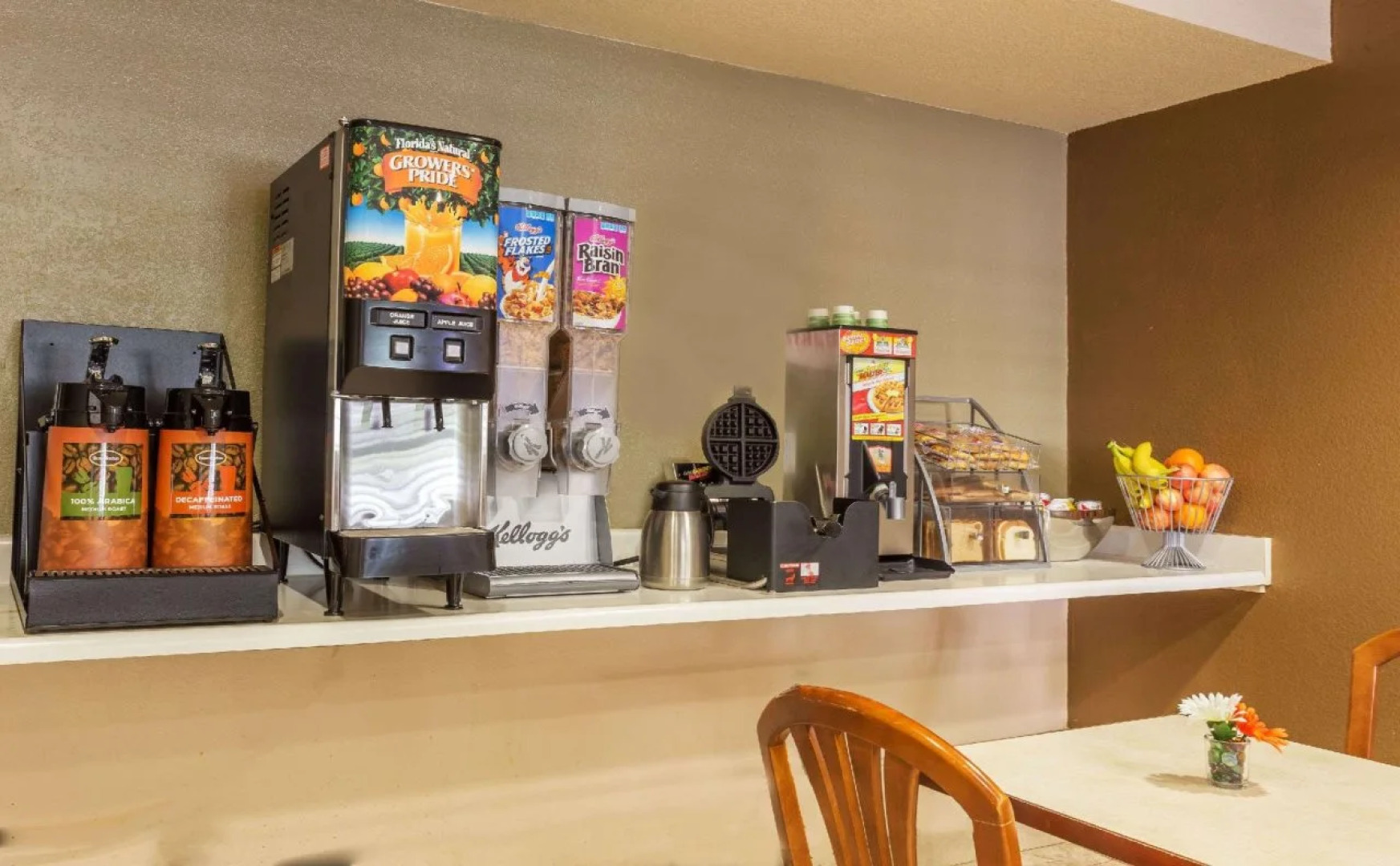 Harvest Inn, Dixon/ UC Davis.