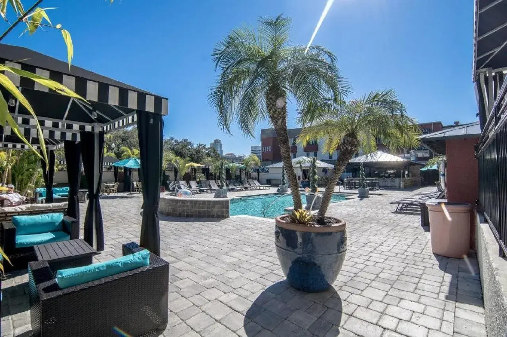 Hollander Boutique Hotel