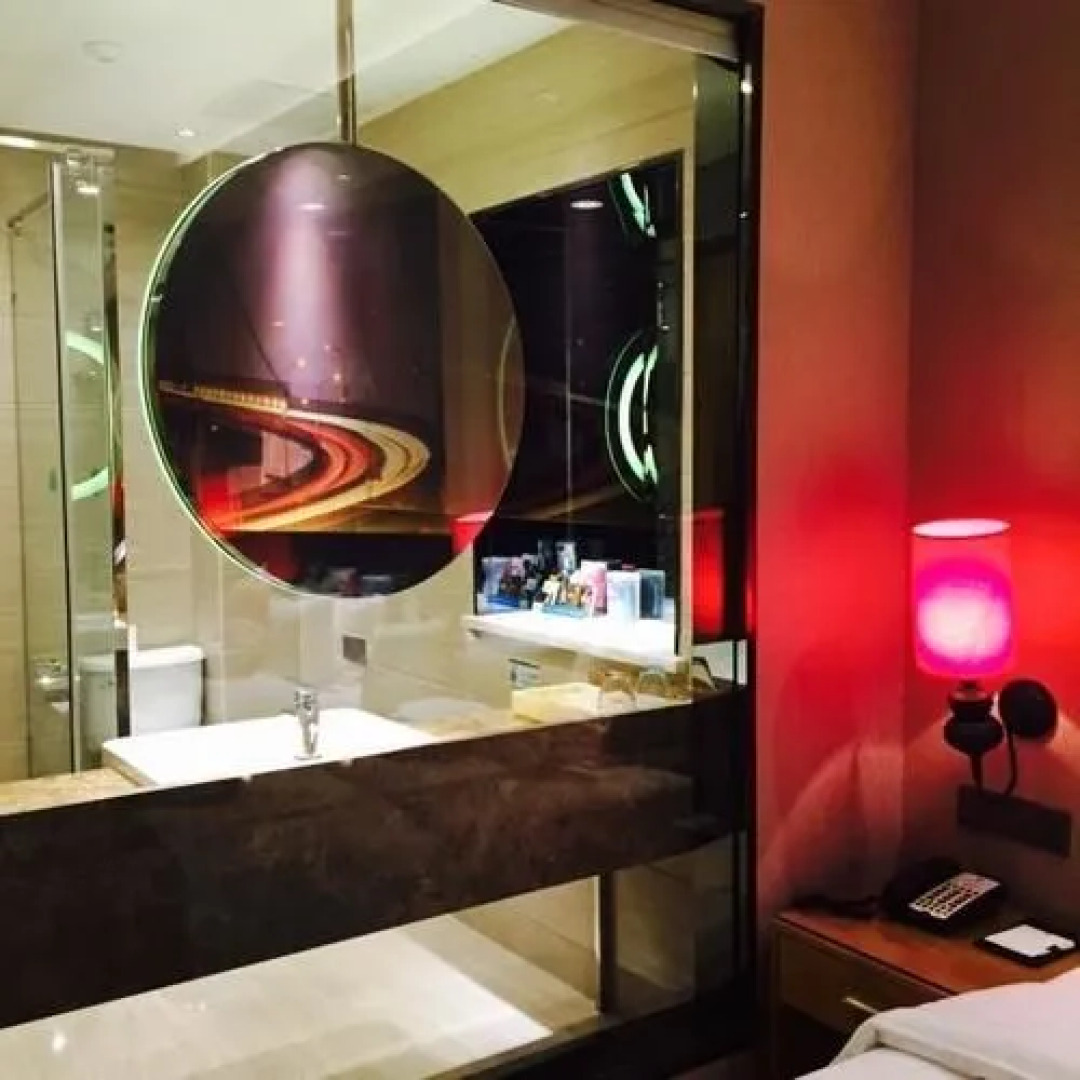 Xianning Youth Theme Hotel