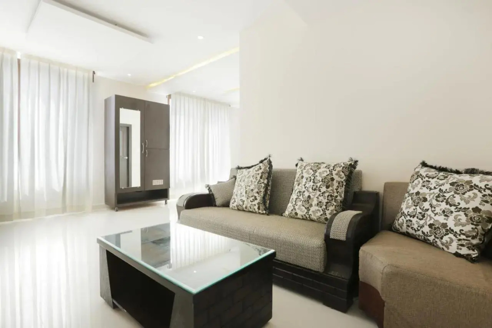 Treebo Sunrise IG Road