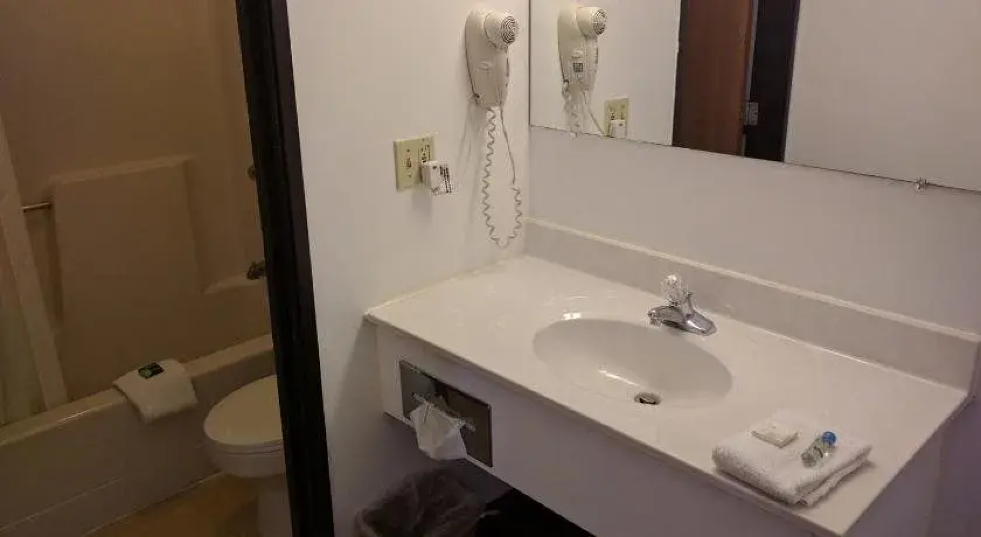 Super 8 Etters/harrisburg Area