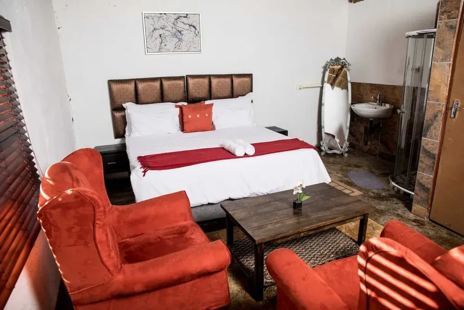 Dzata Private Game Lodge