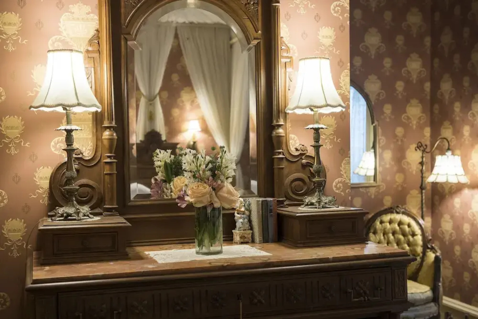 Thorp House Inn & Cottages