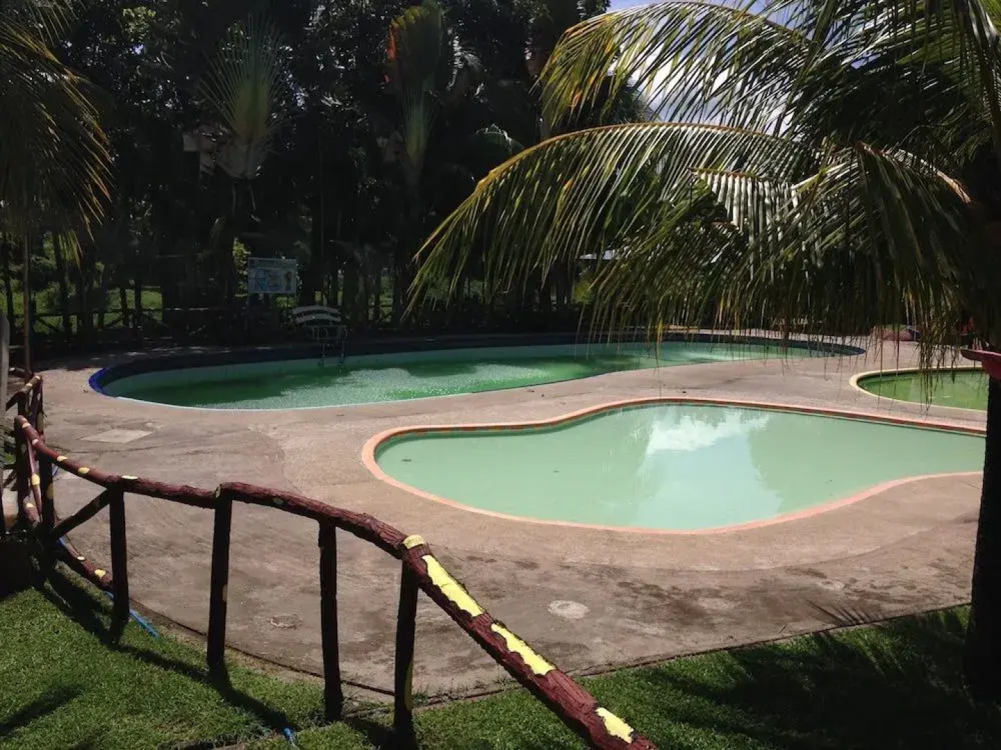 Aqua Vista Farm Resort