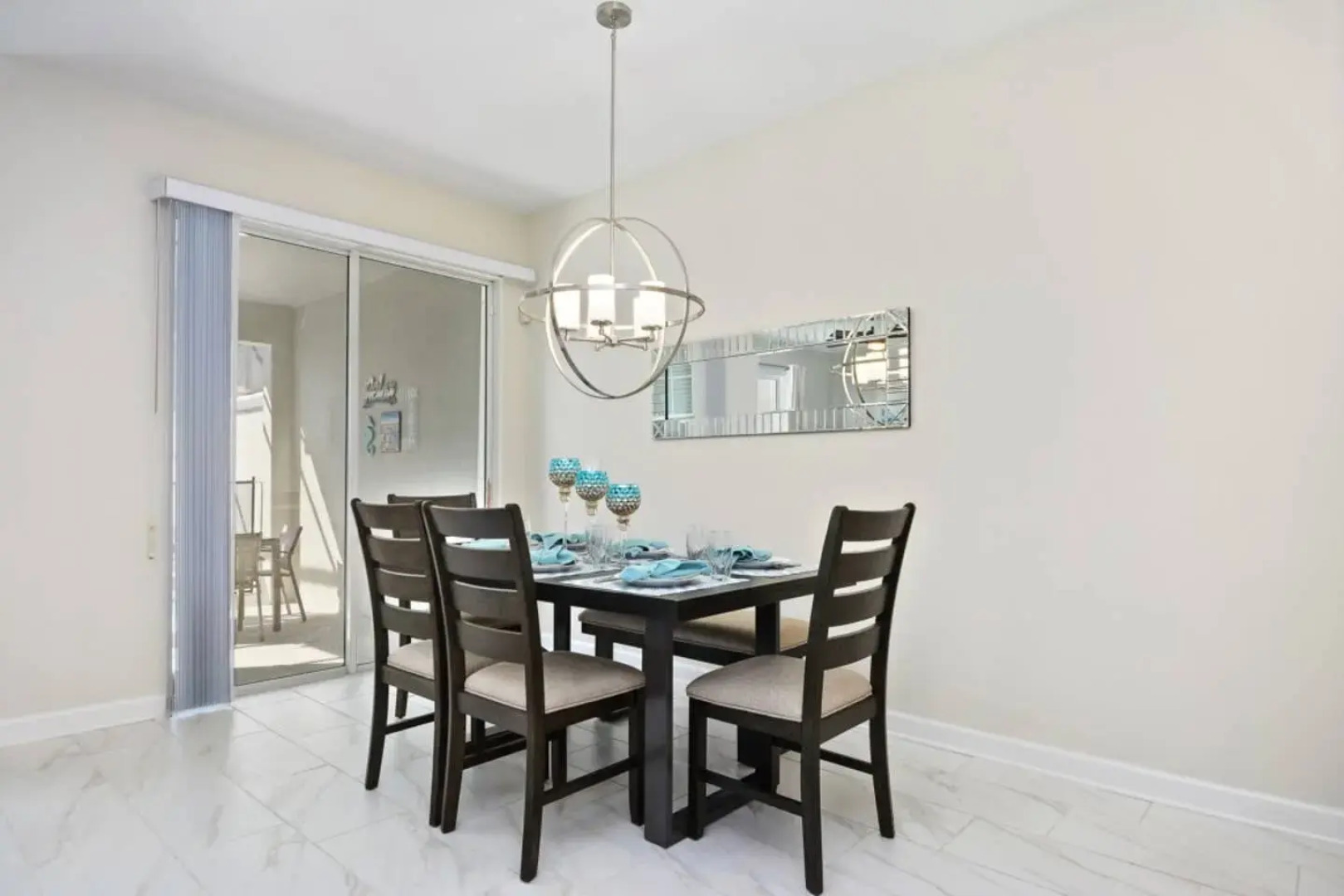 Super nice townhome near Disney with private pool