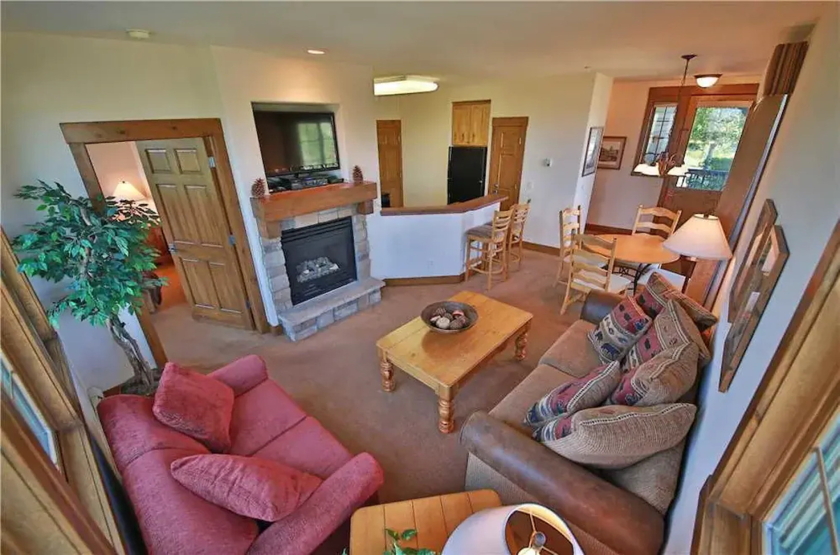 Kicking Horse Lodges By Resort Management Group