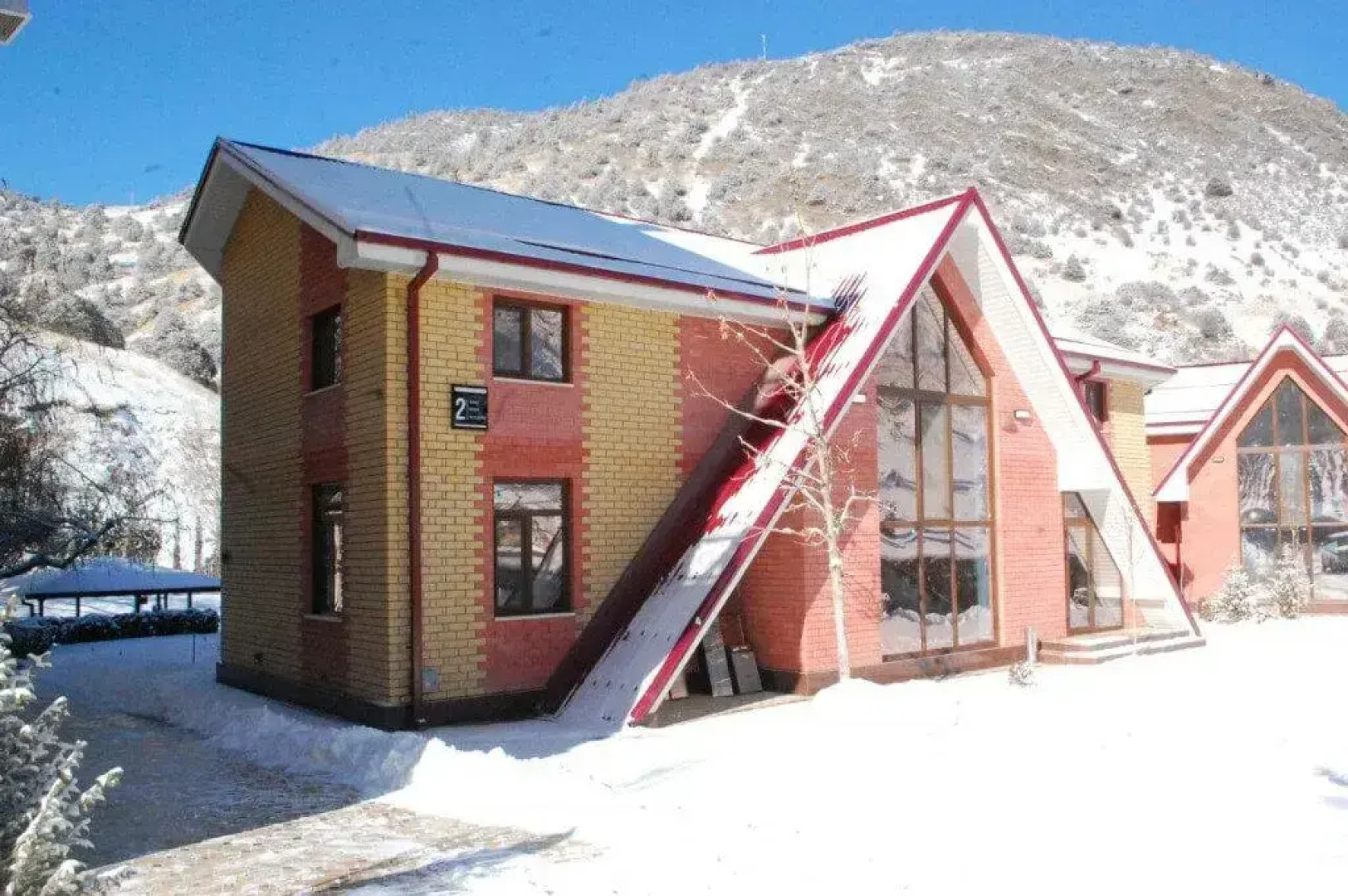 Эверест Плаза