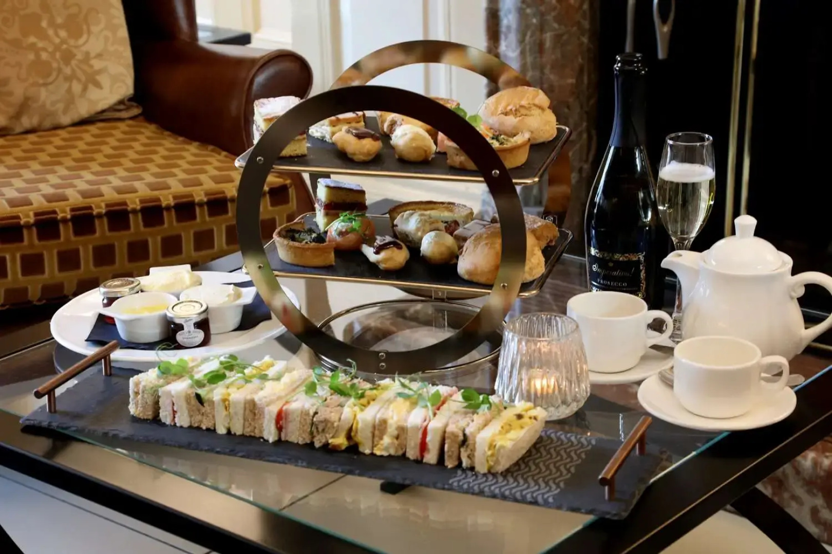 Crown and Mitre Hotel