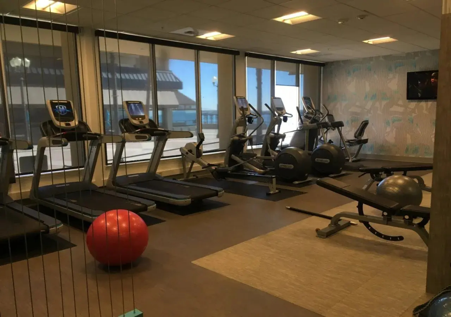 Crowne Plaza Ventura Beach by IHG