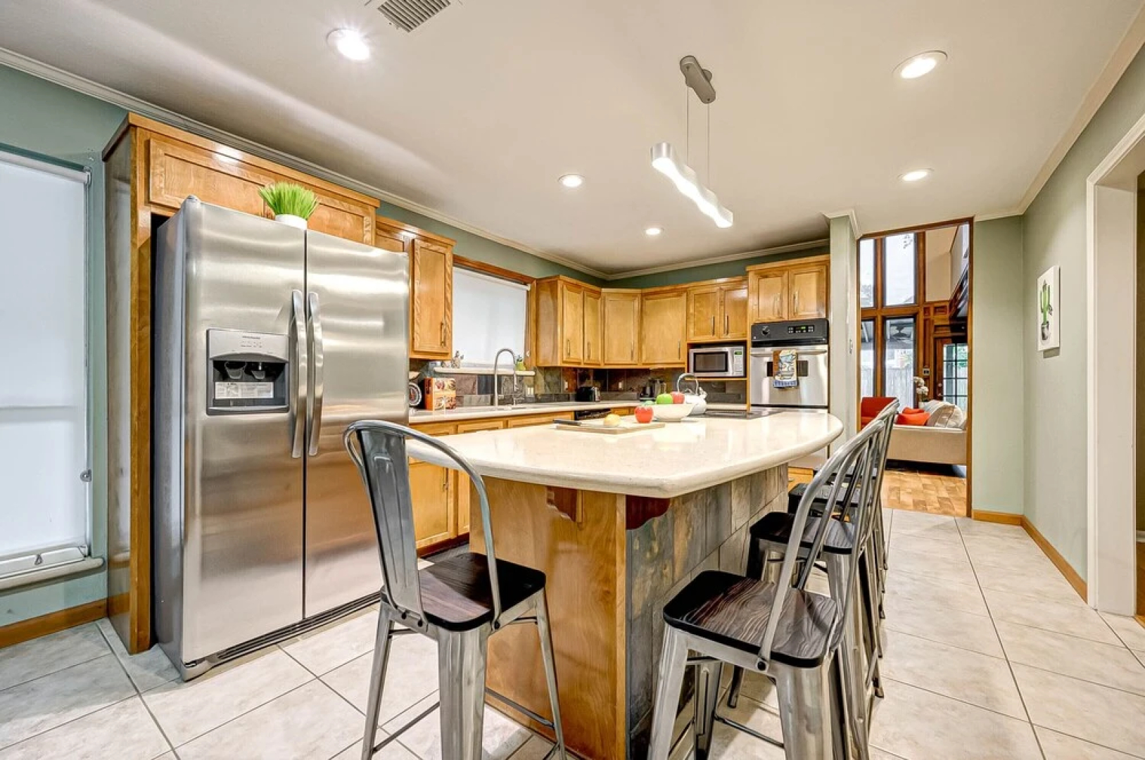 The Hideaway in El Lago, Home Gym, Rain Shower, King Bd, Sleeps 8, Space Center