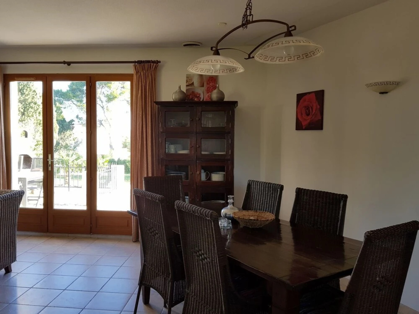 Spacious Villa With Swimming Pool, Jacuzzi, Trampoline, Swing, View, 500m Bakery