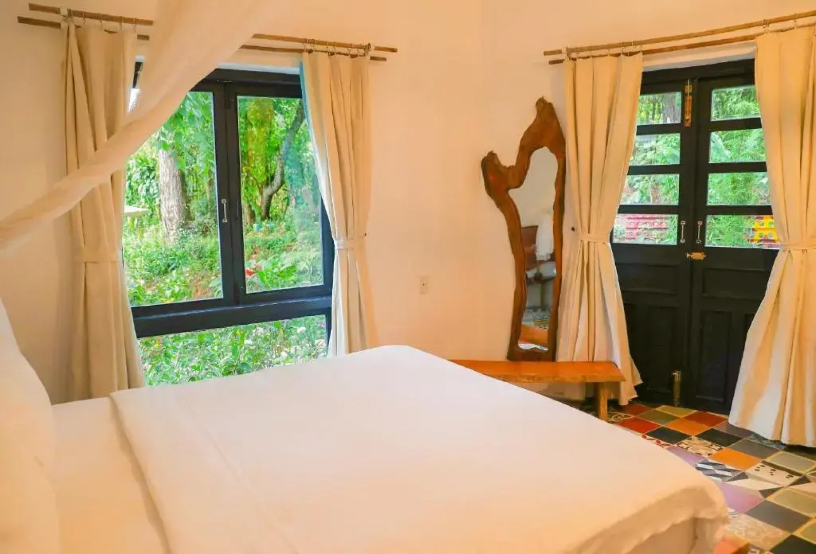 Stop and Go Boutique Hotel Since 1982