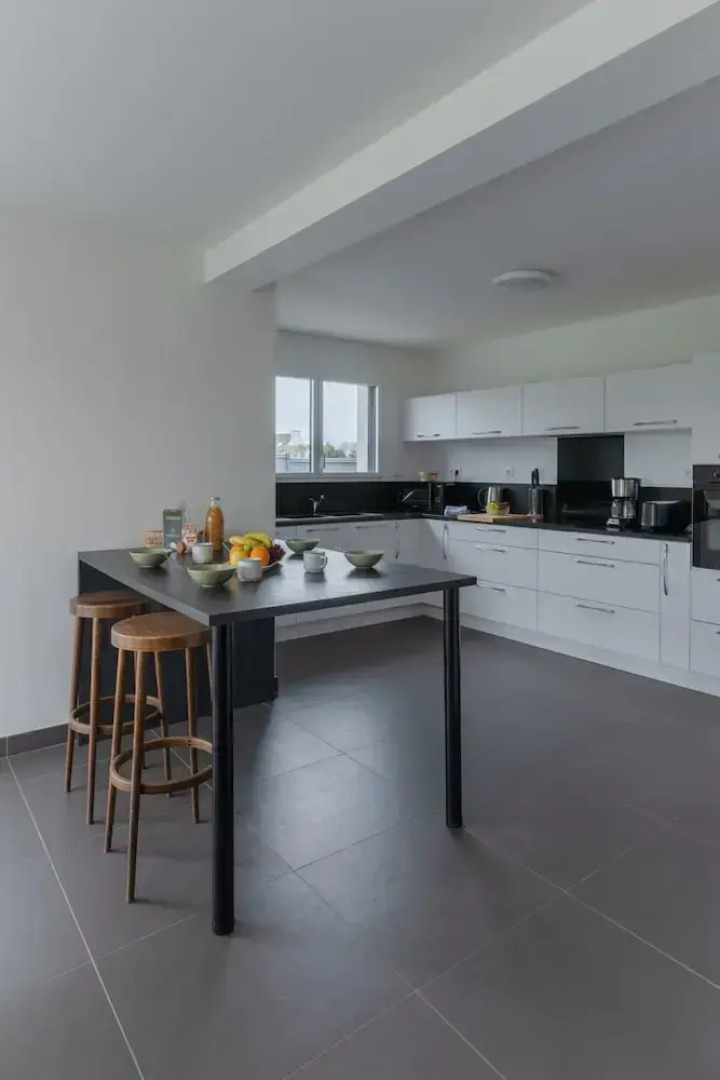 Pretty new House 2 Steps From the sea