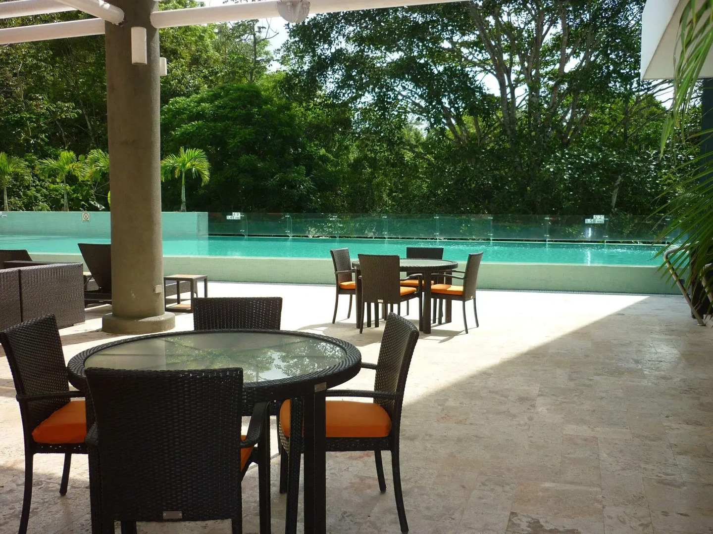 Summit Rainforest & Golf Resort