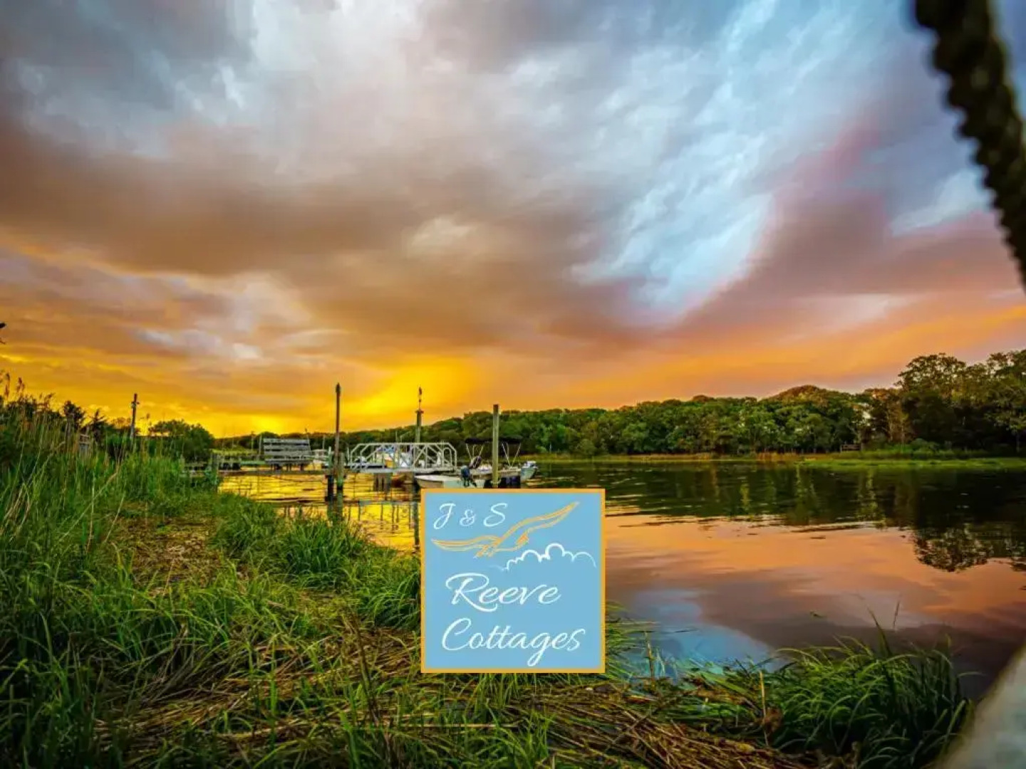 Premier Waterfront Cottage 2