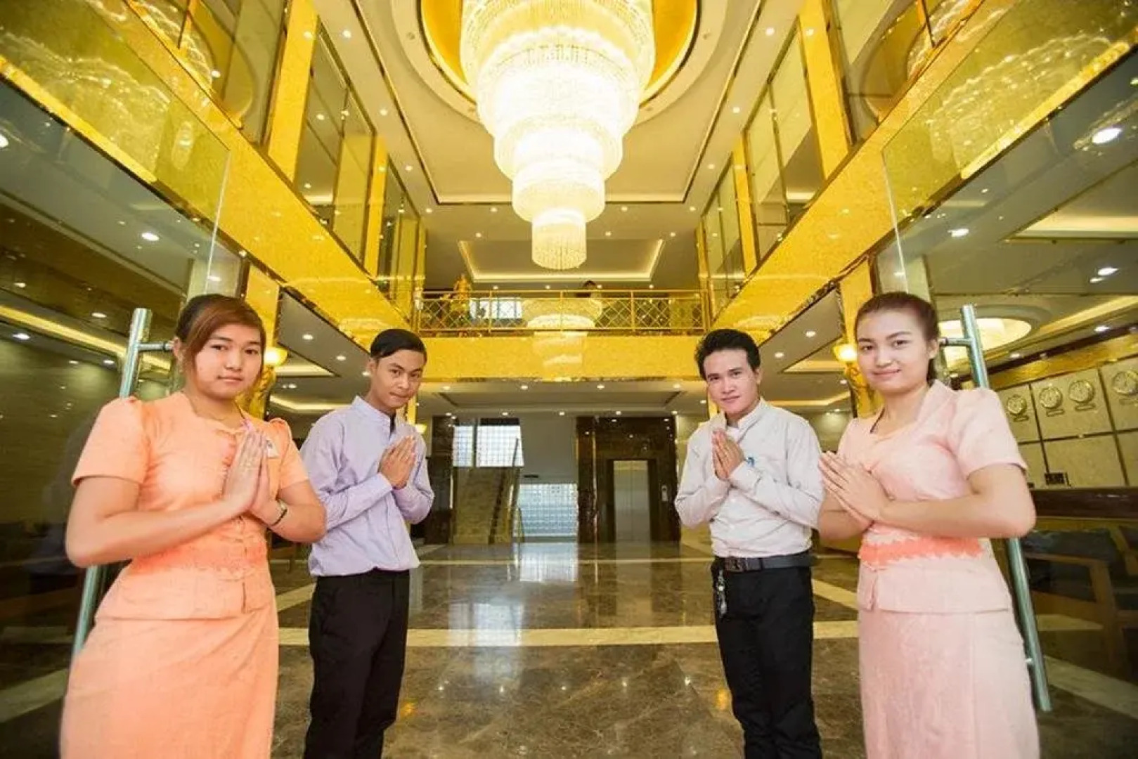 Shan Shwe Myanmar Hotel