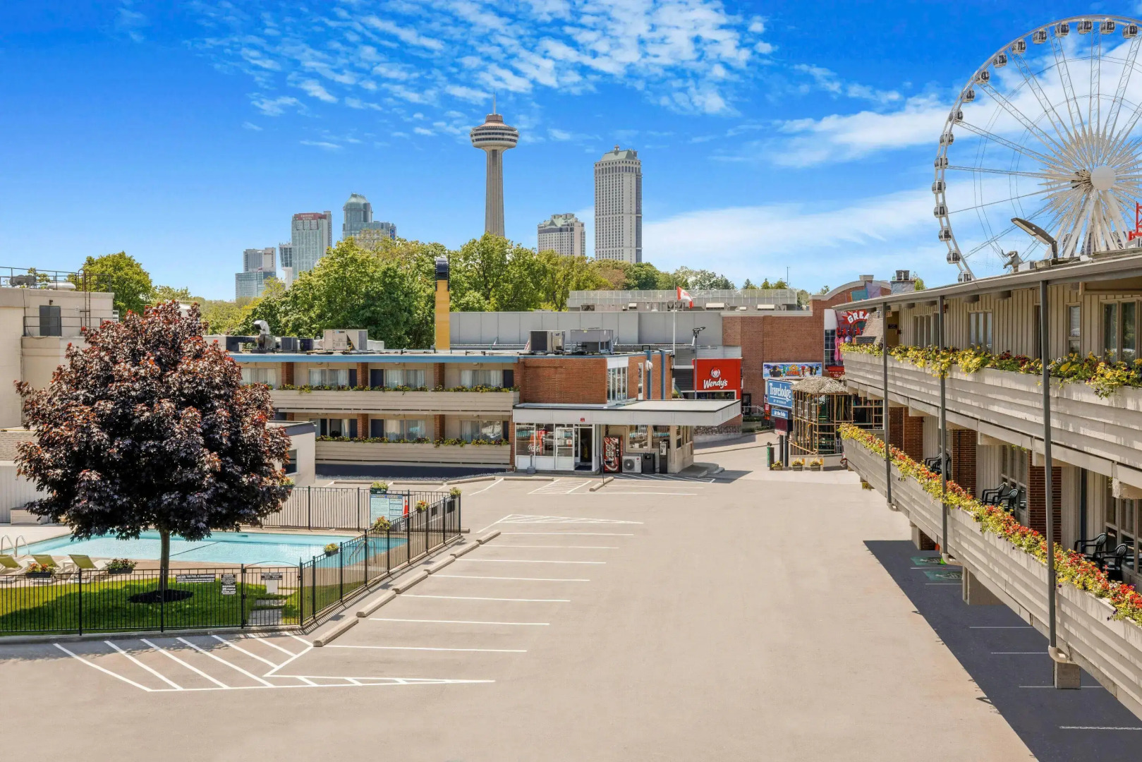 Travelodge by Wyndham Niagara Falls at the Falls