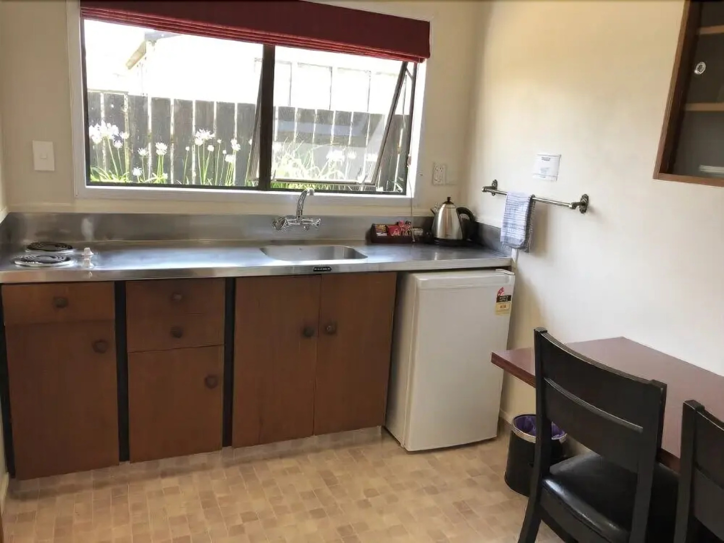 The Highwayman Motel