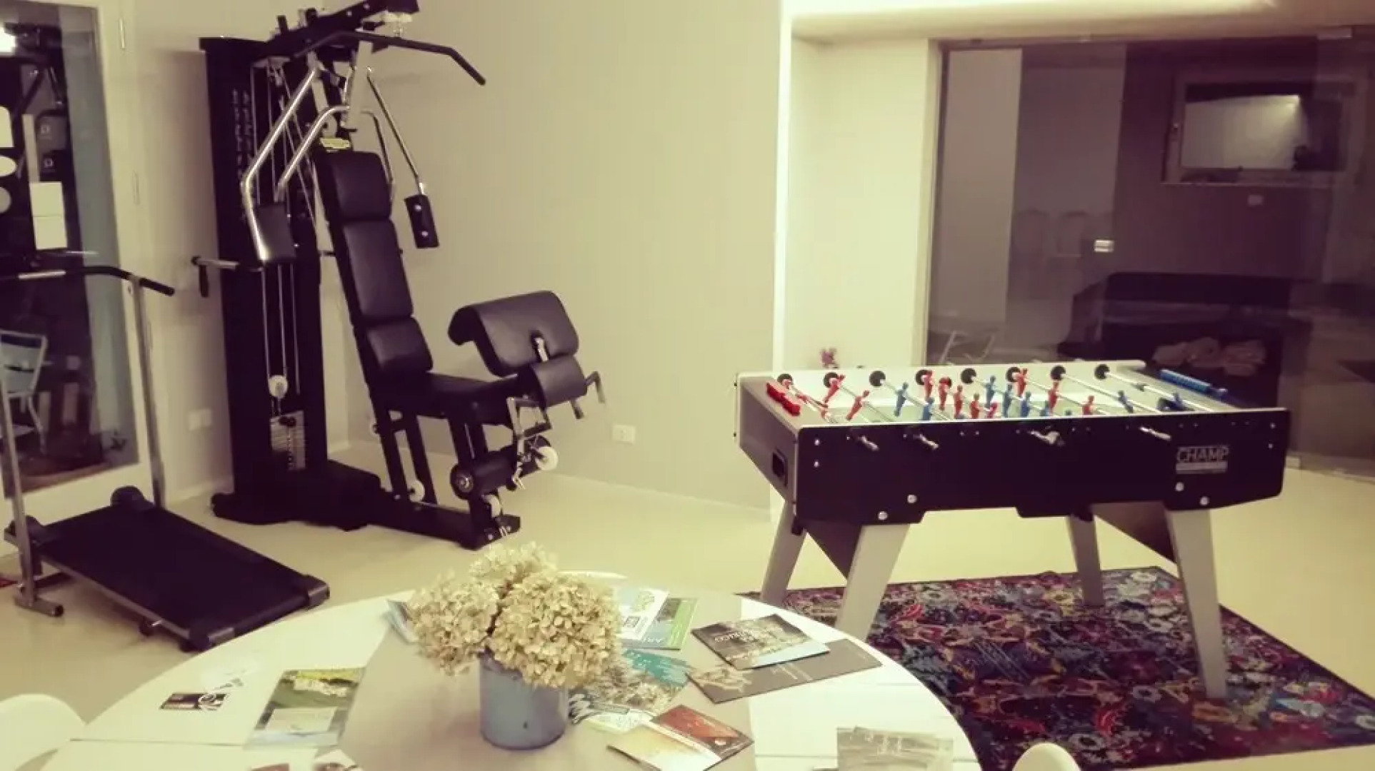 Hillside Villa With Swimming Pool and Jacuzzi - Frasassi Caves