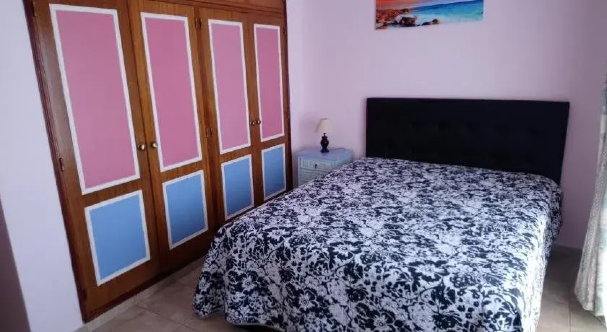 Residence 1000 Roses