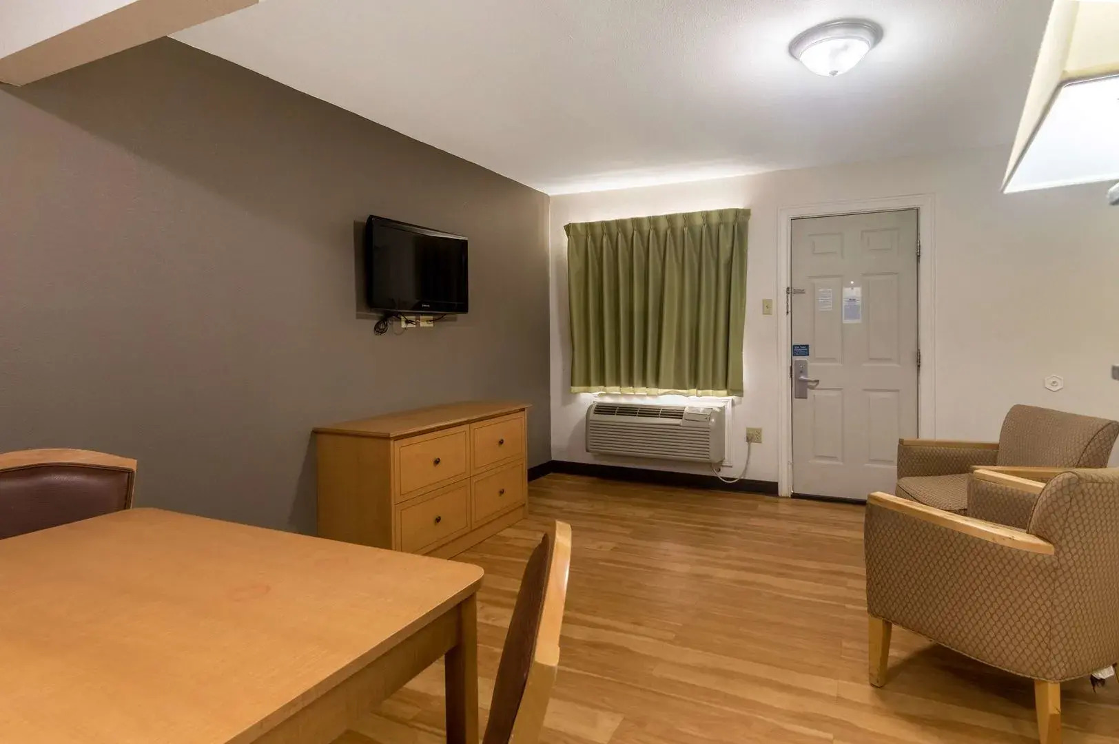 Blue Bonnet Suites Extended Stay Lubbock, Texas