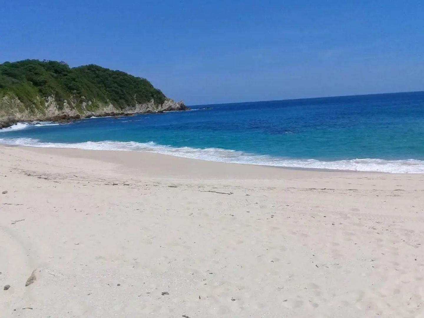 Double Bungalow With Partial Sea View, Full Kitchen