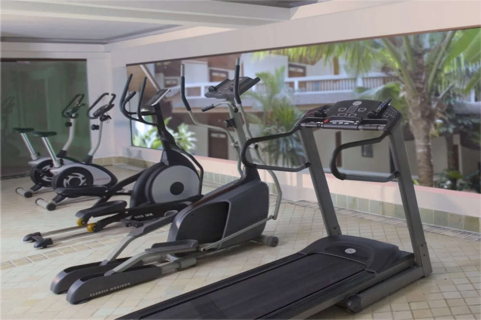 Thai House Beach Resort