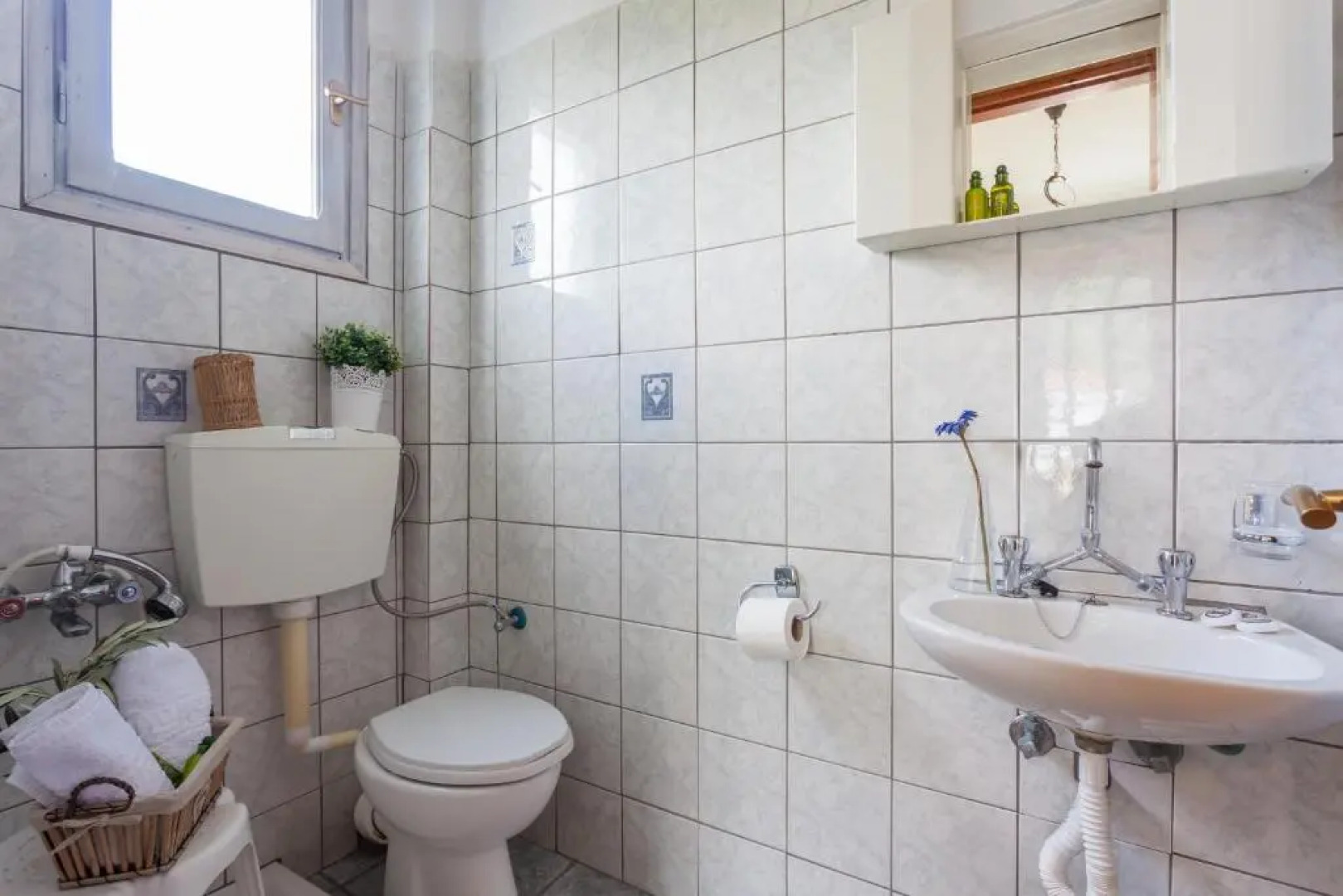 Smaragdi Rooms and Studios