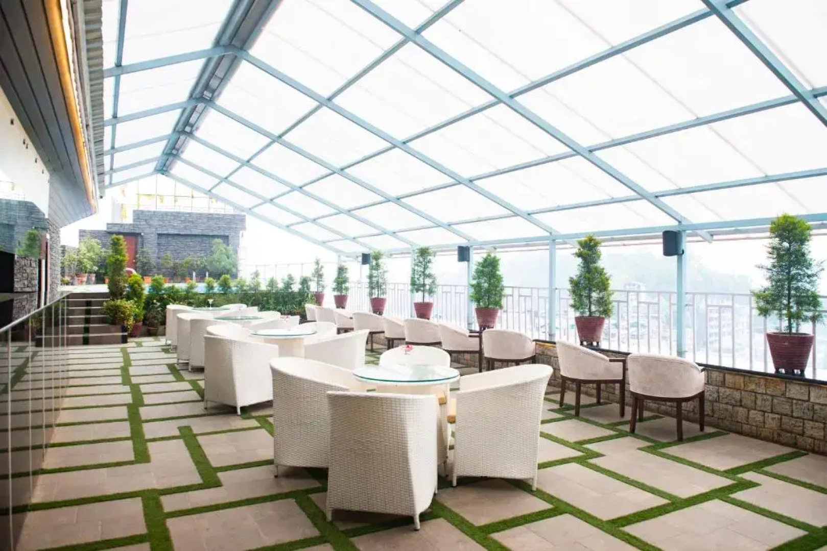 Ramada by Wyndham Gangtok Hotel & Casino Golden