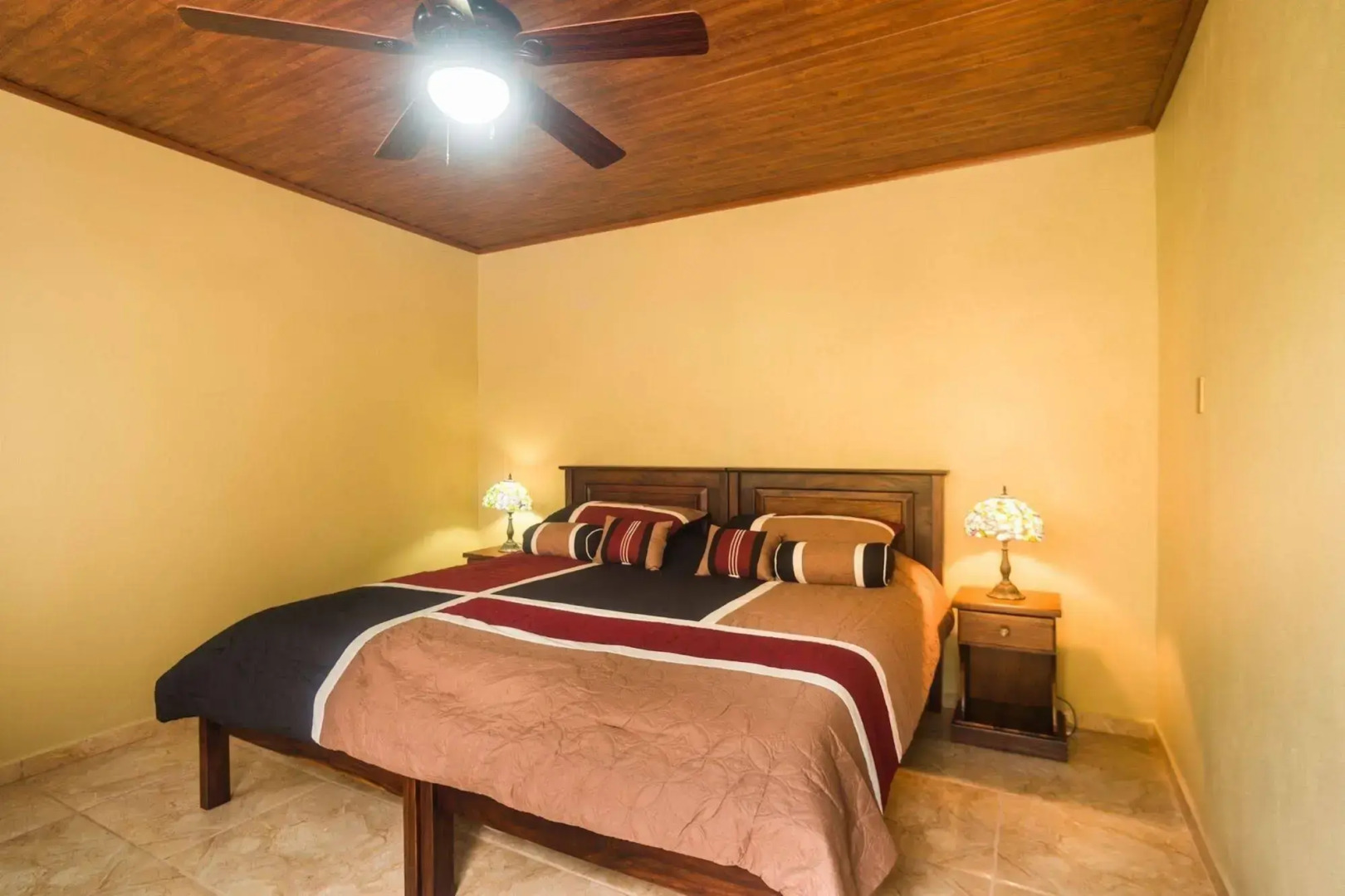 La Terraza Guest House B&B