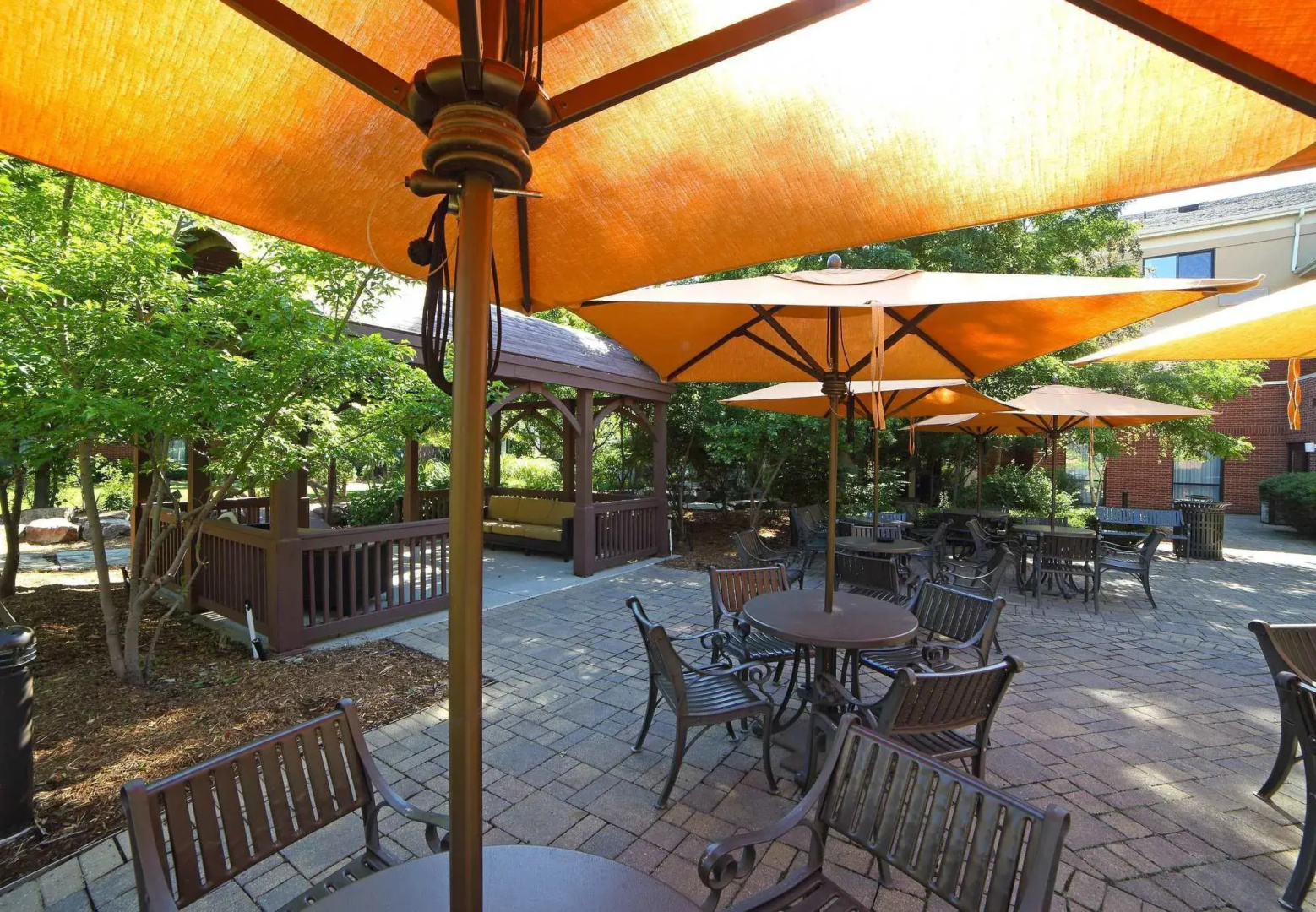 Courtyard by Marriott Hamilton