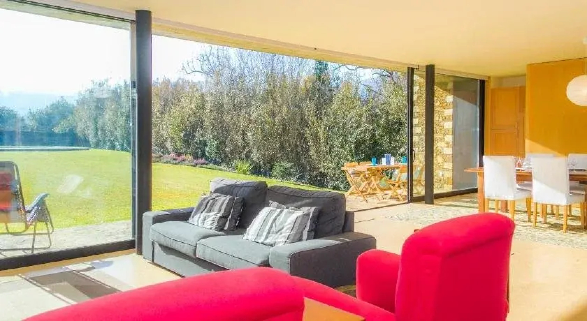 Liiiving In Caminha - Lawny Pool House