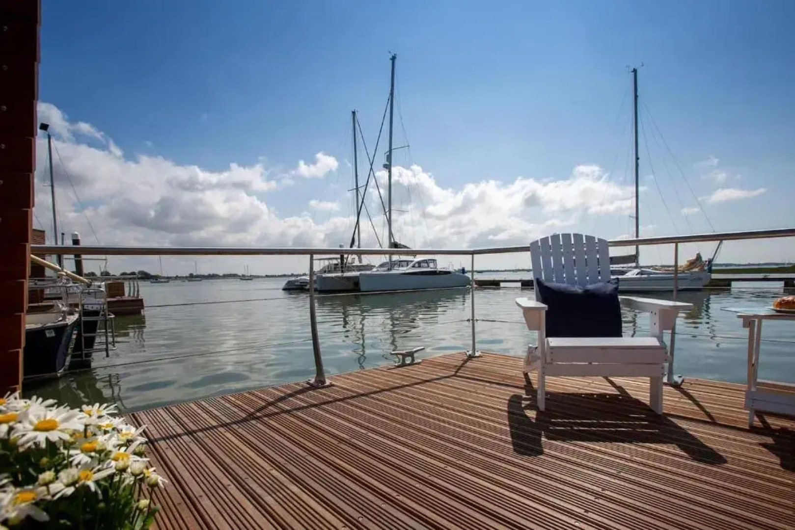 Sea Breeze Ark 900 Boat