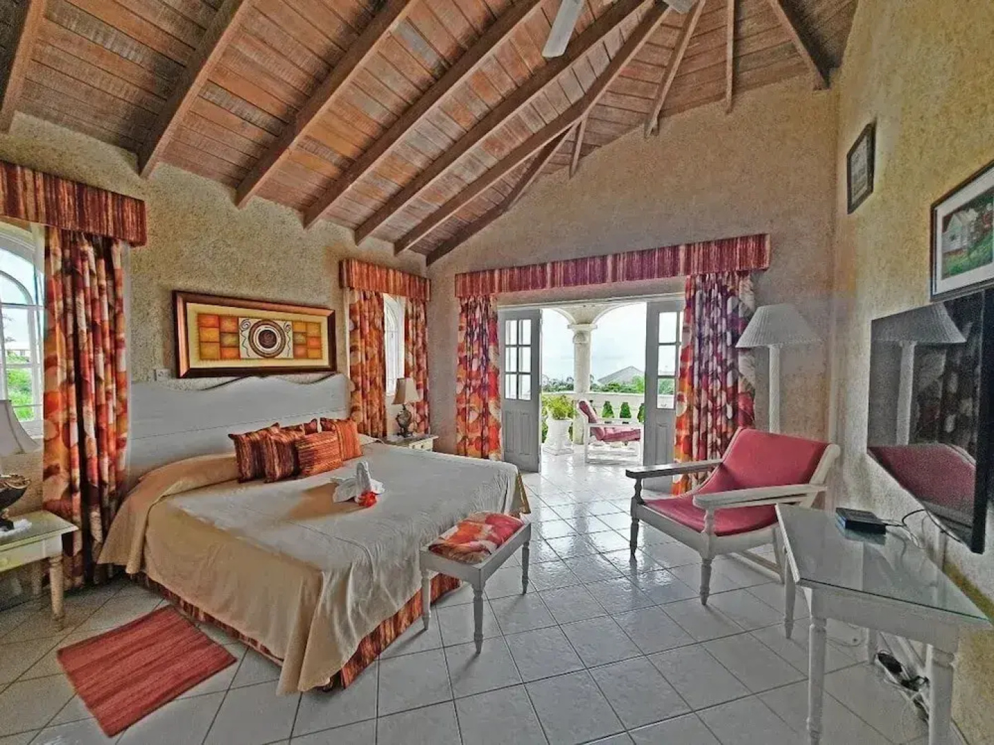 Sea Symphony Barbados - 6 B R Beachfront Villa w Staff