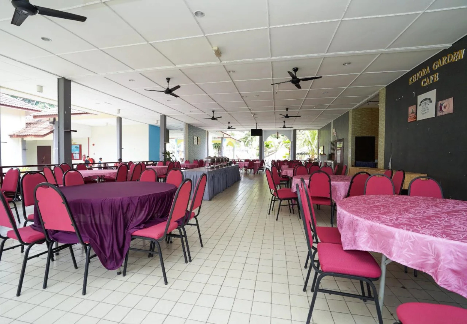 OYO 44020 Kejora Garden Resort