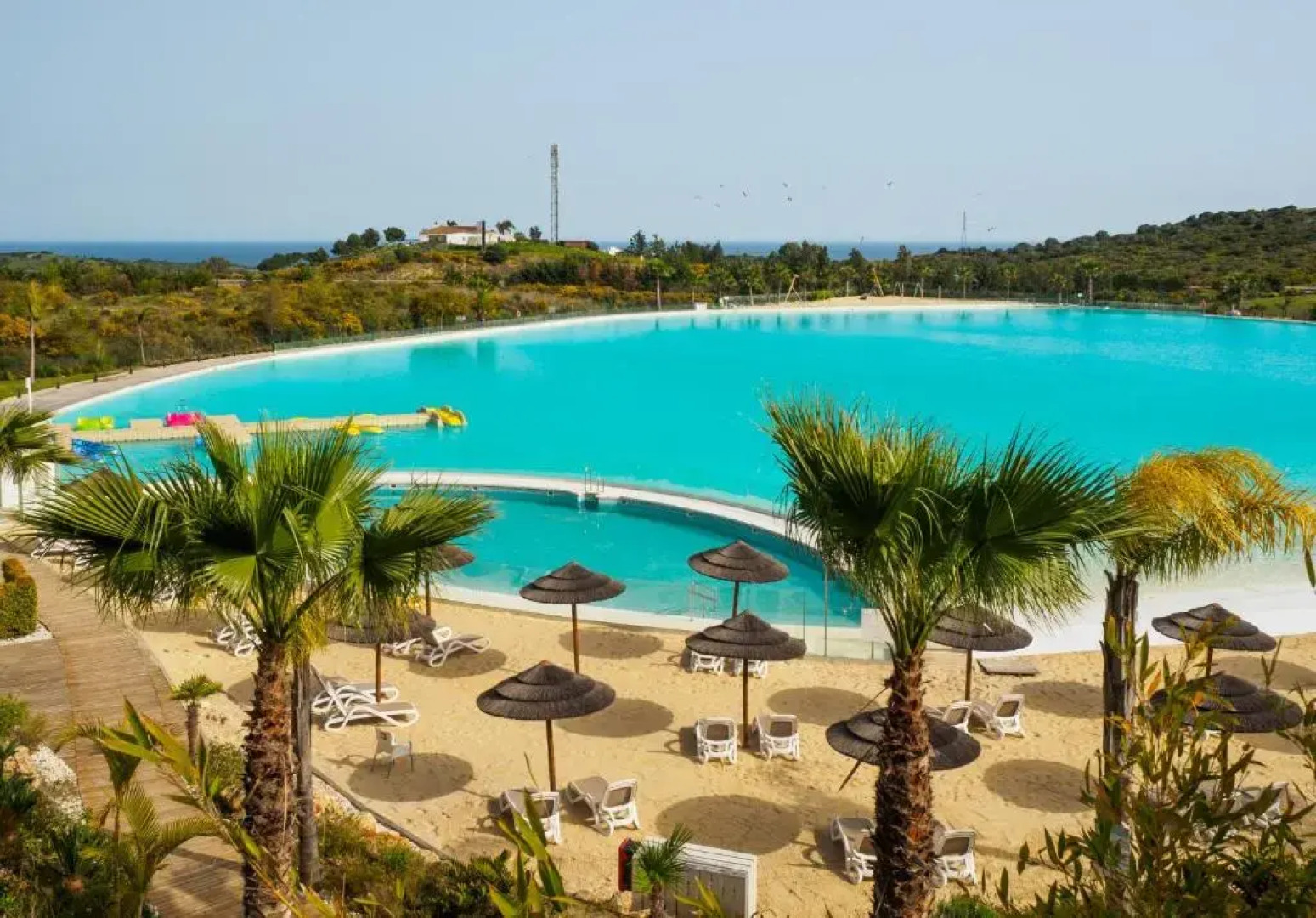 2278-Modern apt in the Alcazaba Lagoon