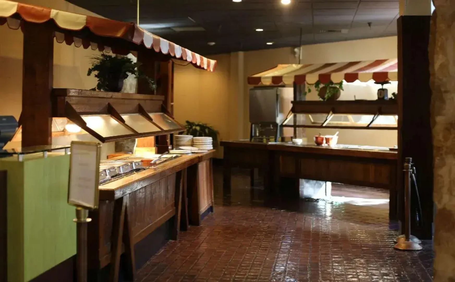 Caribbean Cove Hotel & Water Park