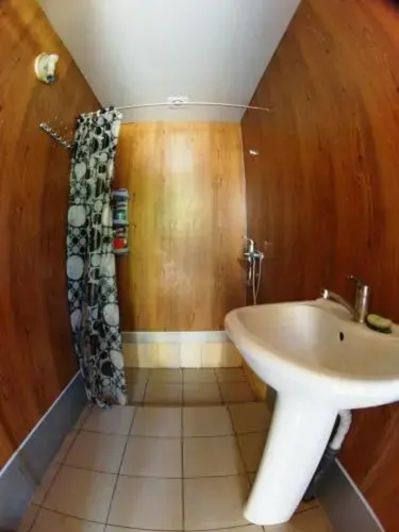 Guest house on Shaumyana