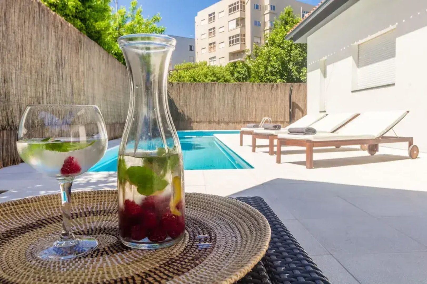 Quinta de Infias villa with pool close to city center