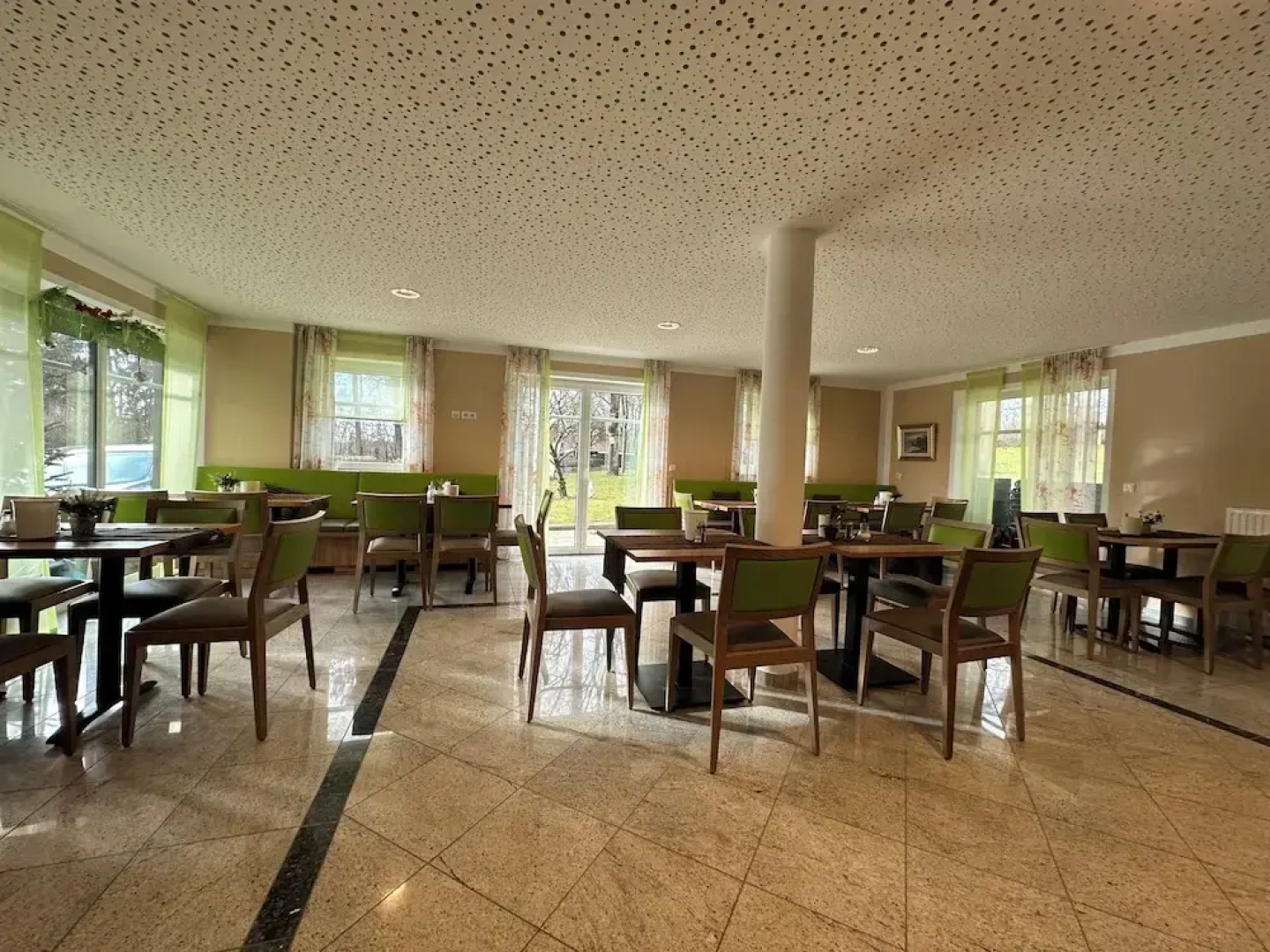 Rothsee Hotel