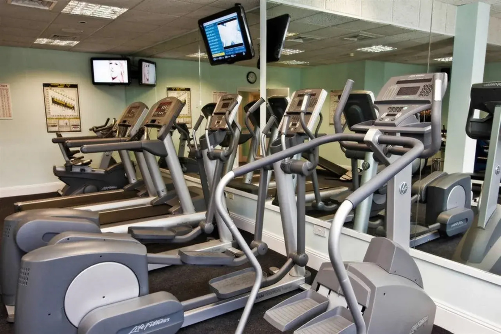 St Pierre Park Hotel & Golf