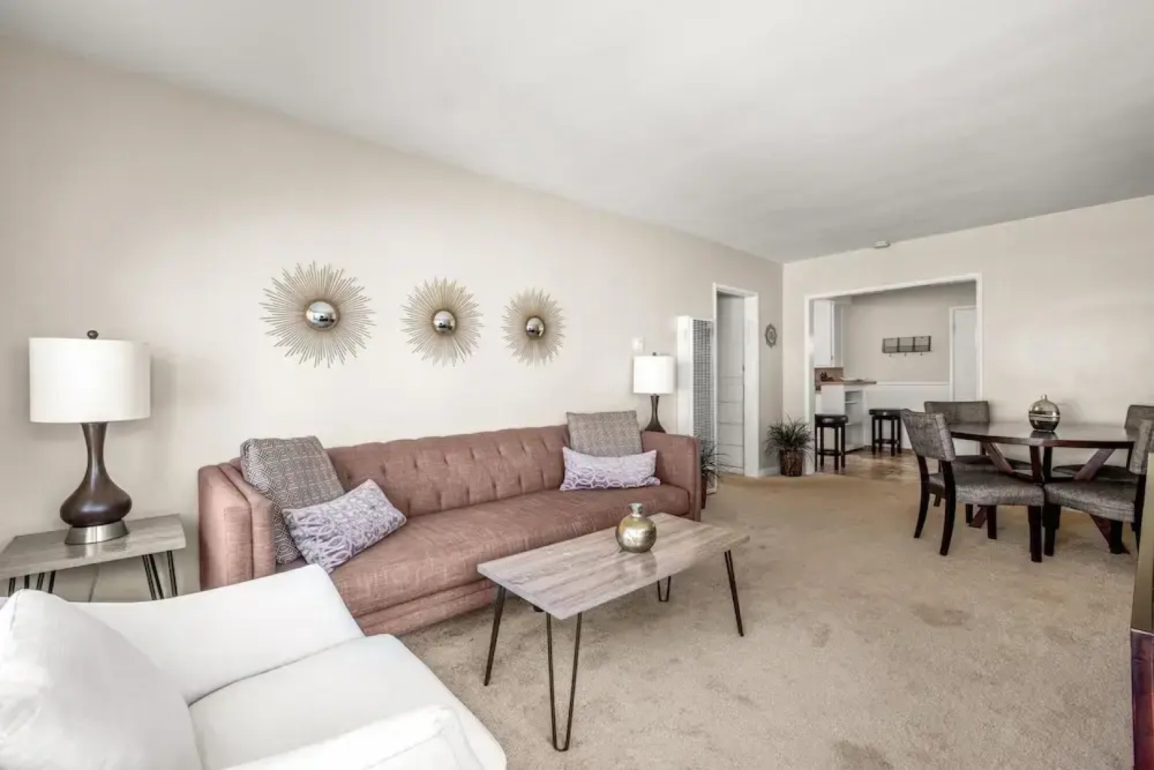 Beachside Apt With Laundry AC Patio