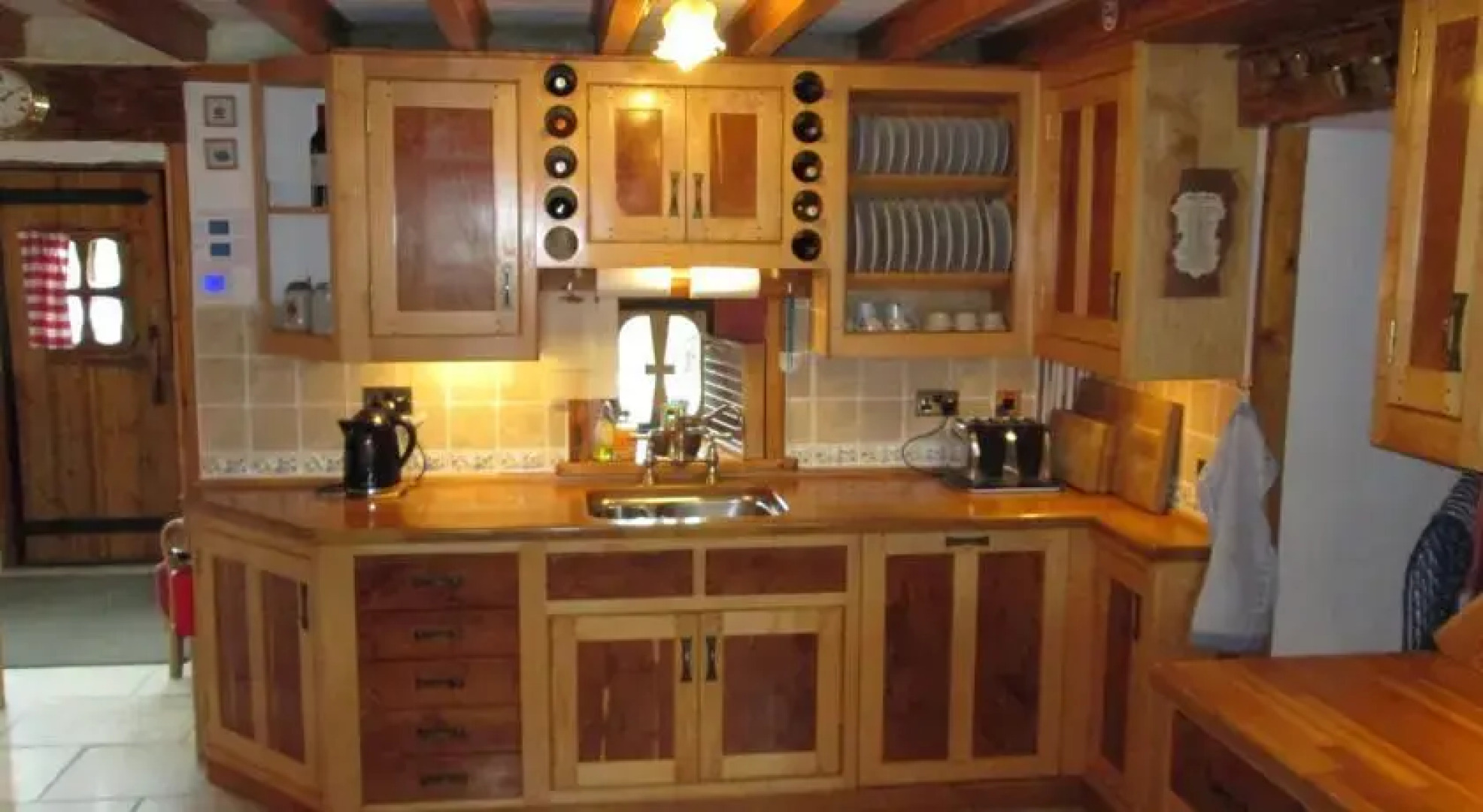 Holiday home Bron-Nant