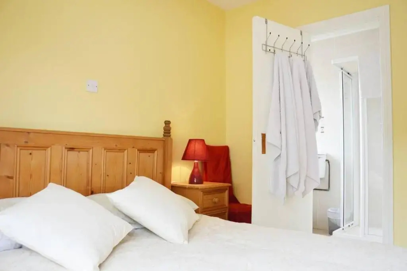 6 Ensuite Bedrooms-sleeps 12-garden-sea & Mtn View