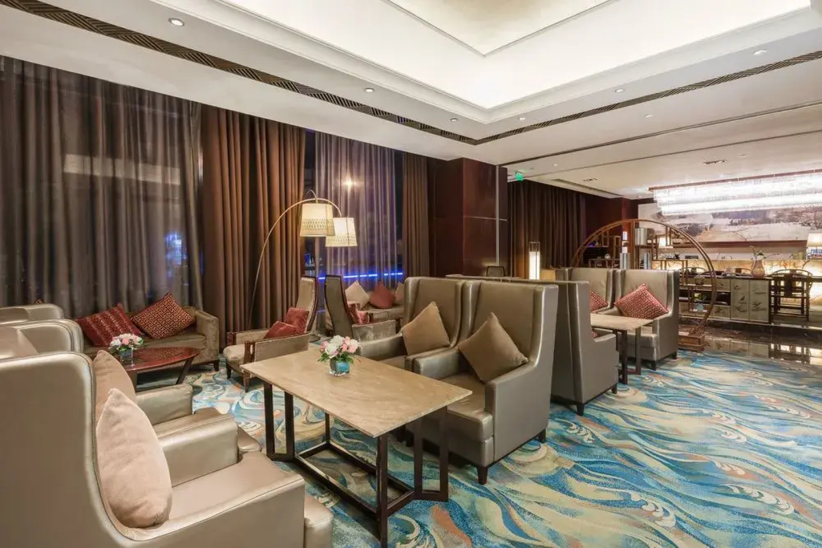 Crowne Plaza Yichang by IHG