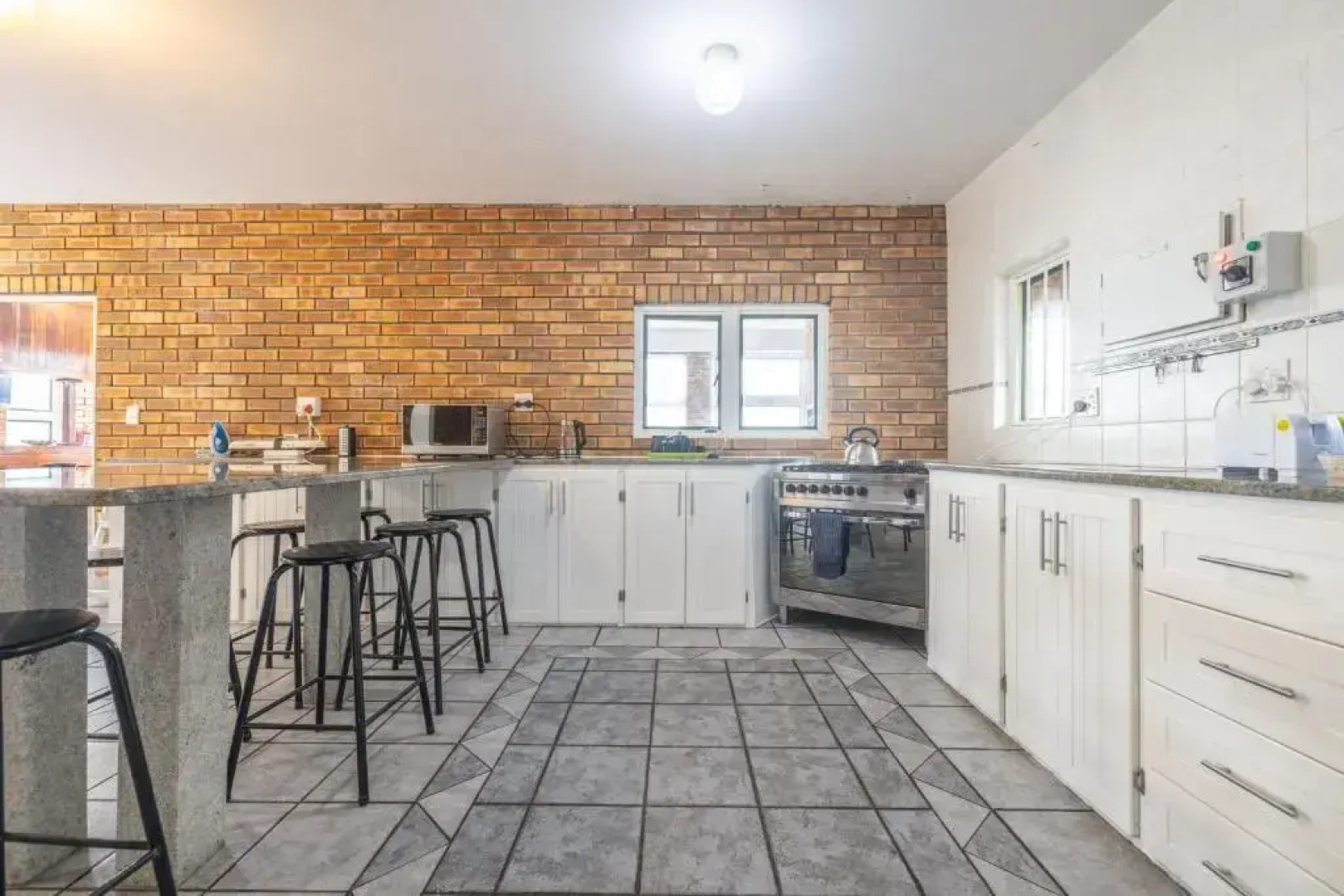 Mgwalana River Lodge