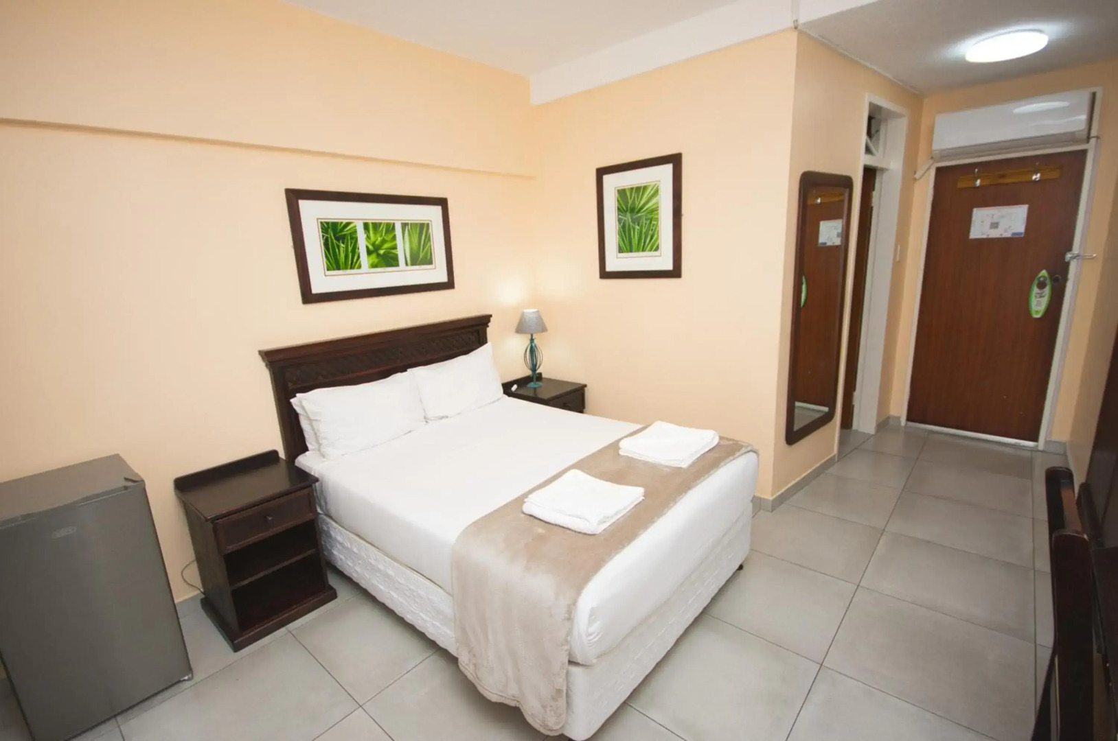 Gooderson Tropicana Hotel