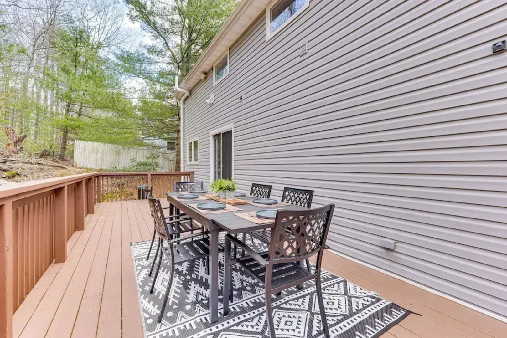 Secluded Kerhonkson Retreat With Deck + Views!